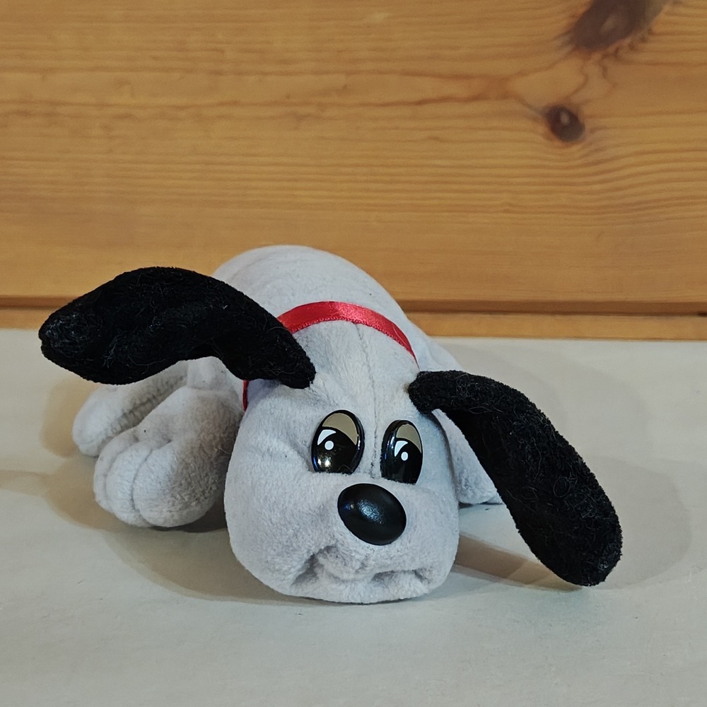 Vintage 1986 Tonka Pound Puppies Plush Dog Gray‎ Black Ears Stuffed Animal 7"